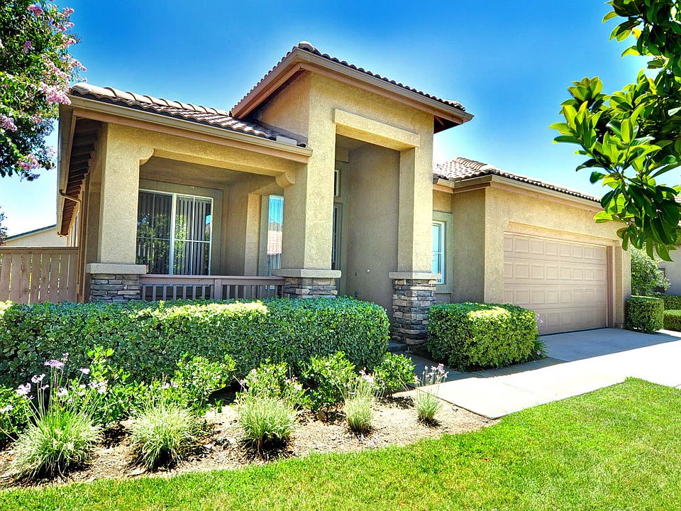 1st image of 28581 Coolwater Ct