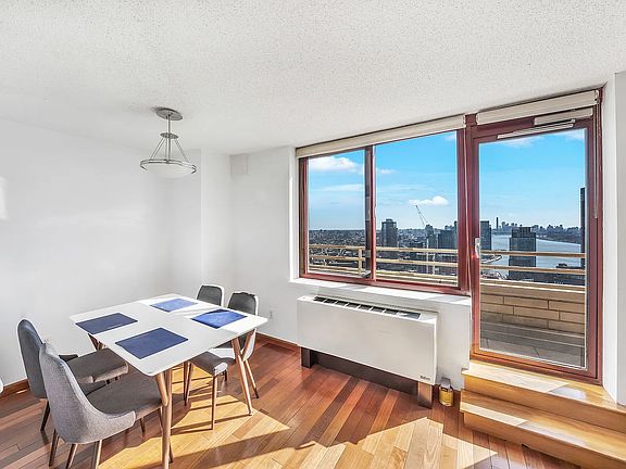 2nd image of 474 48th Ave #2H
