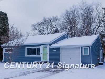 818 S Adelaide St, Fenton, MI, 48430