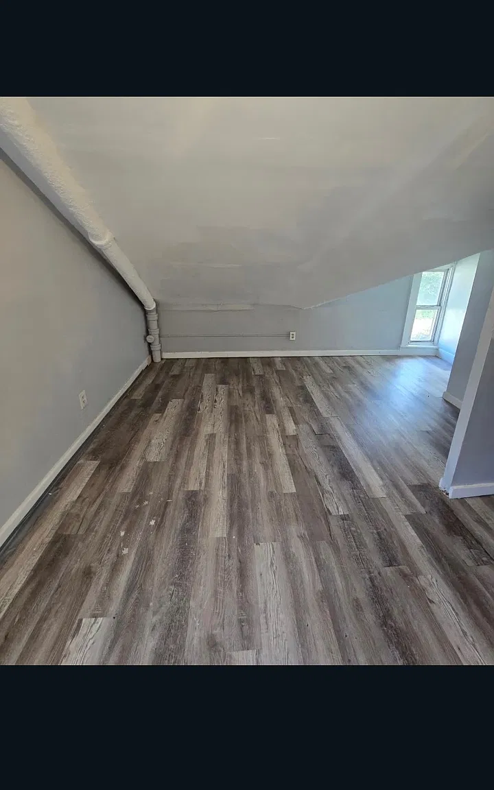 3 bed, $2,200 — Photo 4