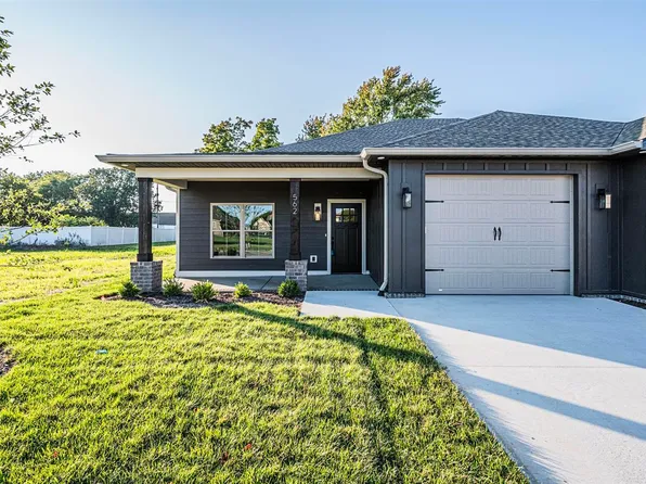 562 Providence Ct, Bowling Green, KY 42104