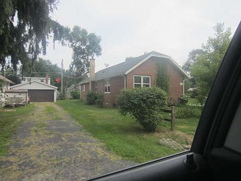 2nd image of 7422 Birch Dr