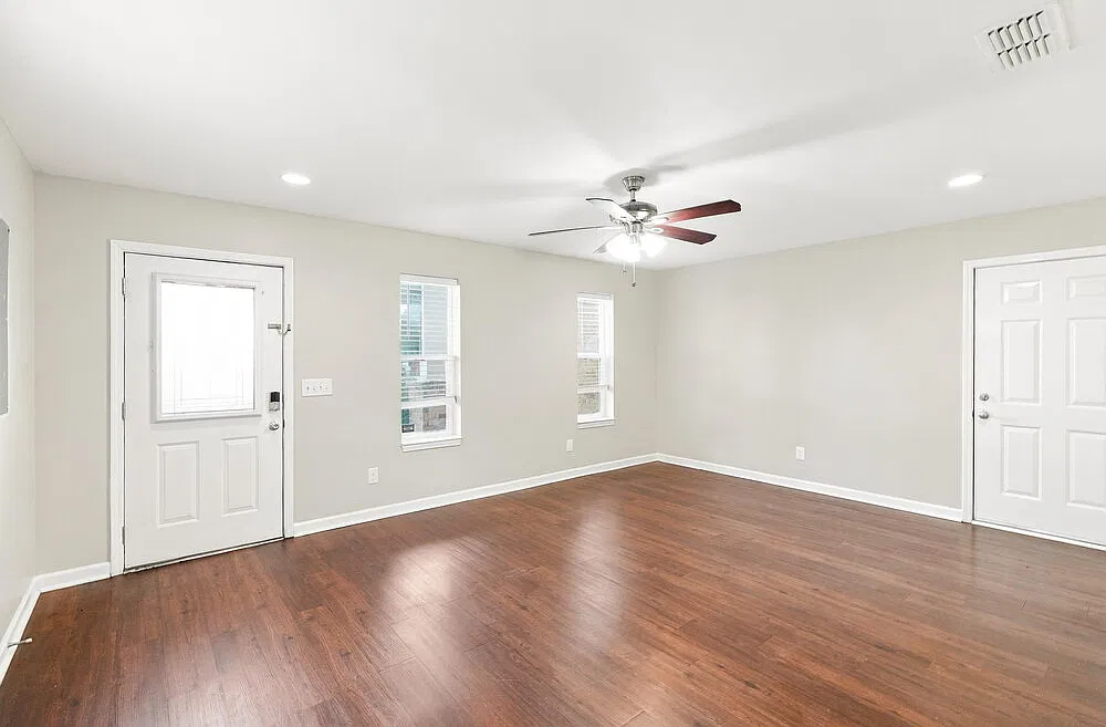 4 bed, 2.0 bath, 1540 sqft, $2,315 — Photo 4