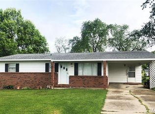 1204 W Grant St, Dexter, MO 63841