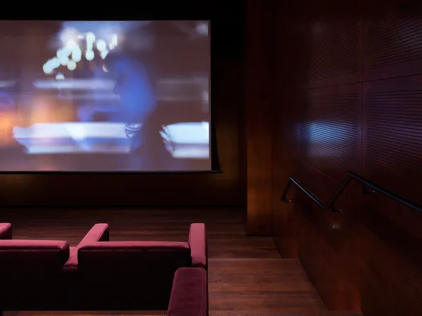 432 Park Avenue image 32 of 36