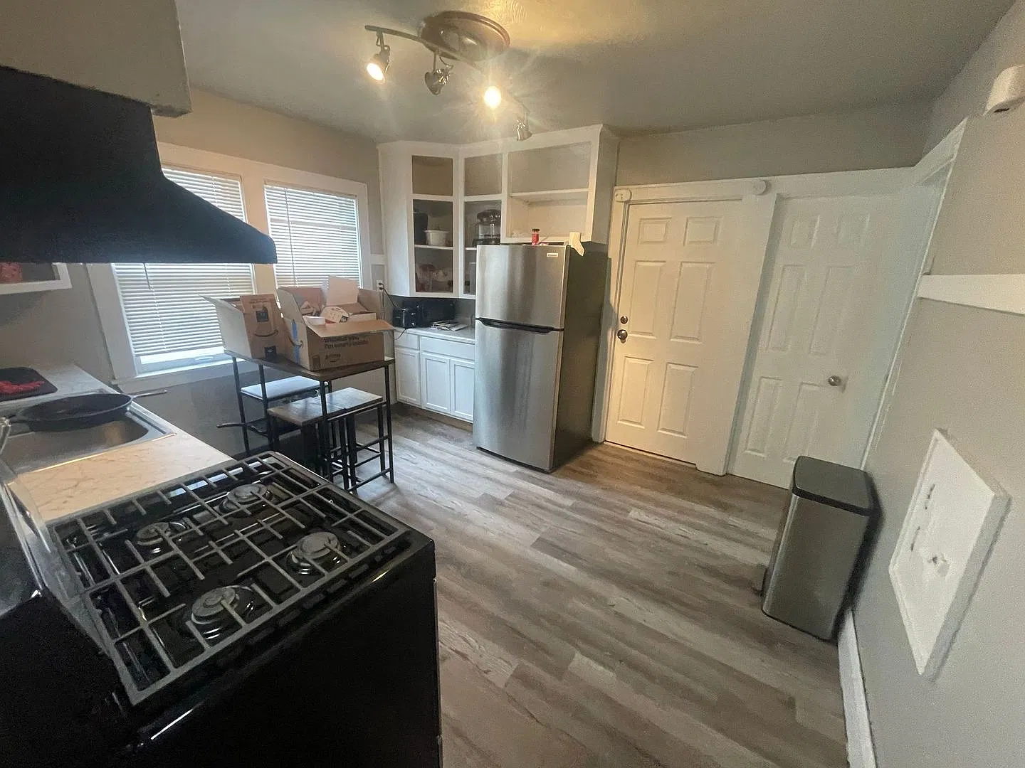 3807-3807A N 27th St. - Duplex — Photo 3