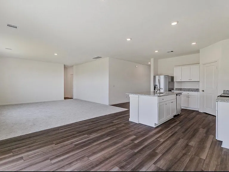 27235 Blue Pool Dr — Photo 11