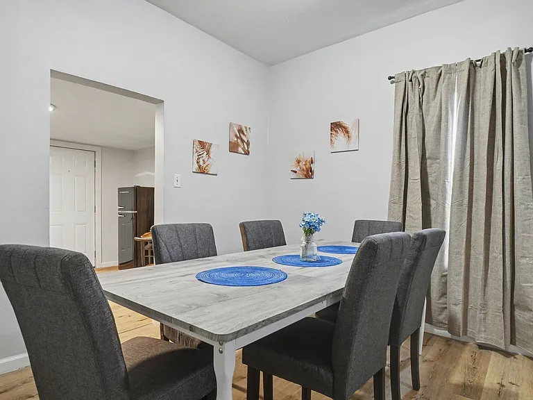 709 Napier St #1 — Photo 8
