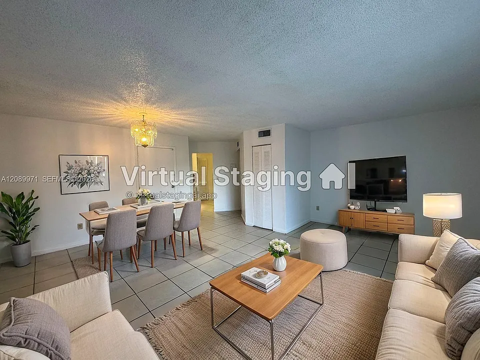 888 NE 132nd St #205