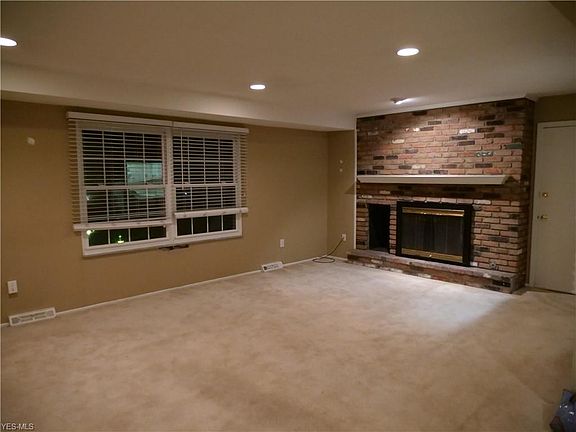 2nd image of 2900 Pease Dr APT 214