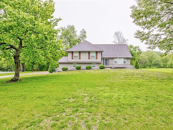 2nd image of 16402 Riggs Rd