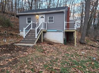 5 Diamond Dr, Lake Hopatcong, NJ 07849
