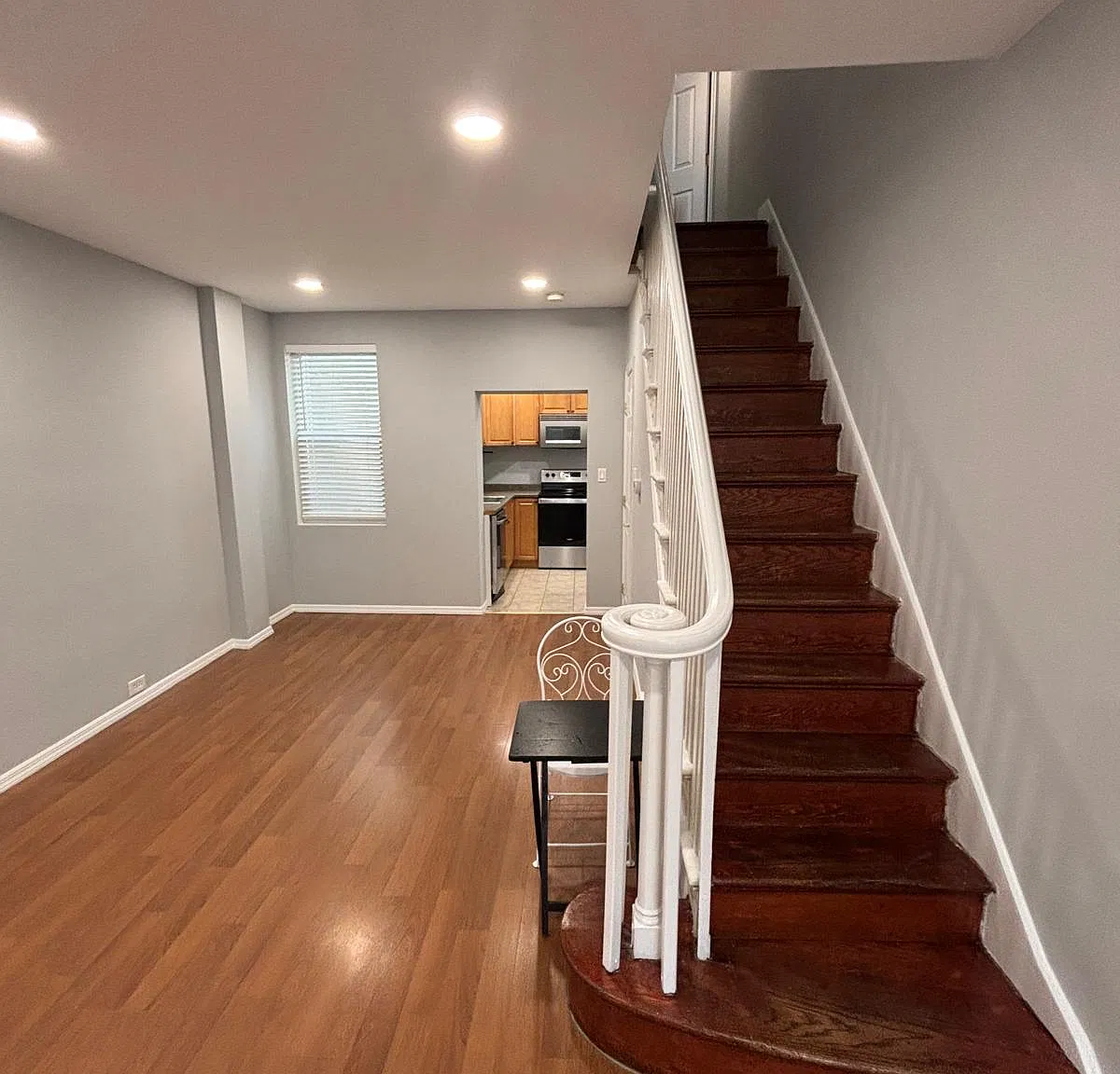 2322 Almond St — Photo 2