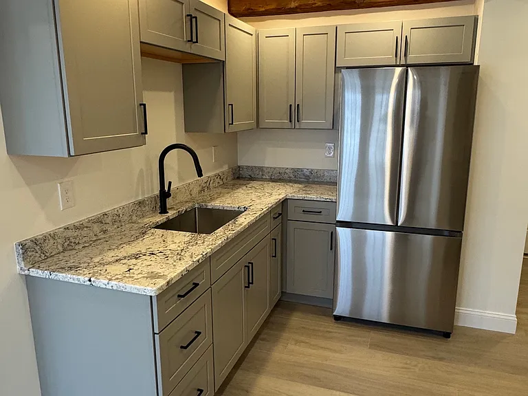 2 W Main St #8 — Photo 2