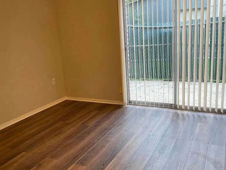 872 Arlington Ave #7 — Photo 9