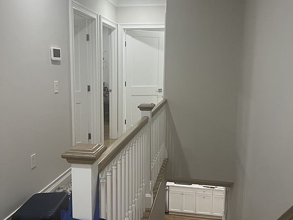 4th image of 14 Mount Hood Rd #1