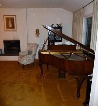 3rd image of 97 Cedar Dr E