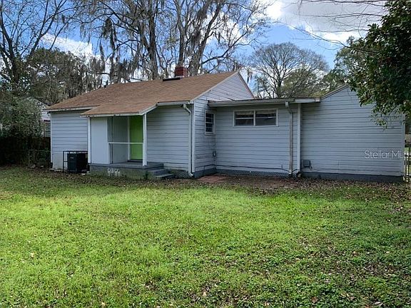 3rd image of 3527 Bougainvillea St