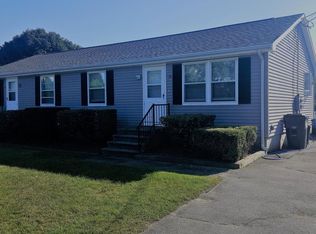 34 Camara Dr, Portsmouth, RI 02871