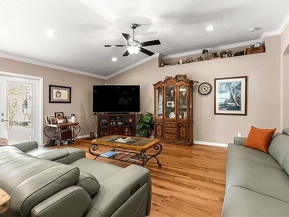 4th image of 4328 Chokeberry Rd