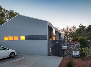 209 Cornell Dr SE, Albuquerque, NM 87106
