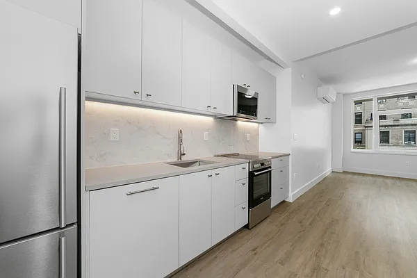 Rented by MNS | media 14