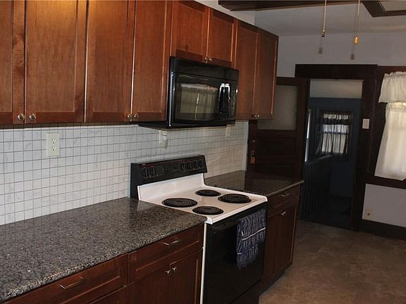 2nd image of 508 N Olive St