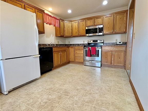 2nd image of 2146 University Commons Dr SE