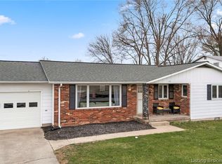 120 E Lovers Lane, Scottsburg, IN 47170