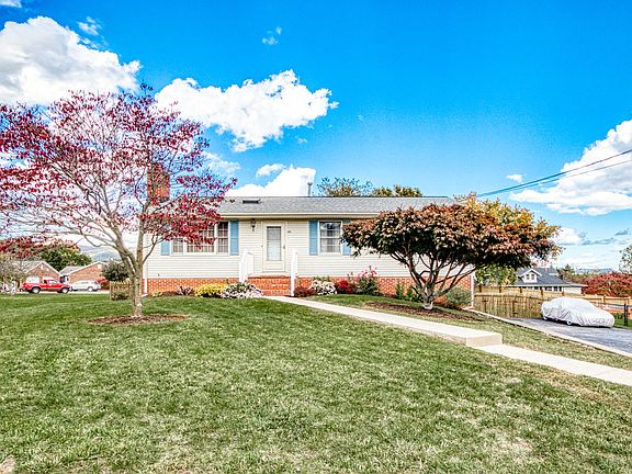 4th image of 1106 Christy Cir