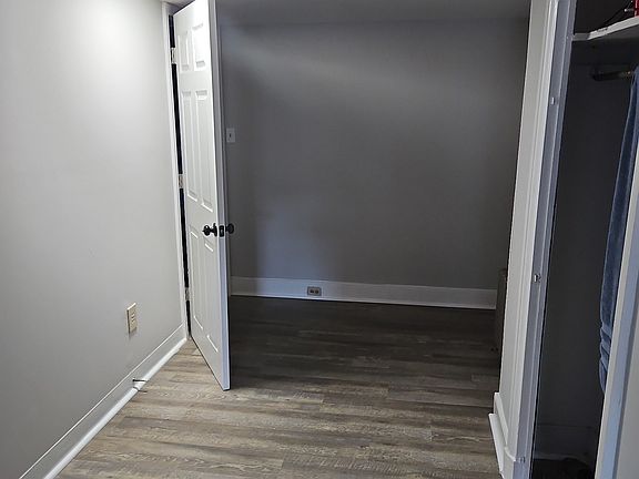 4th image of 511 S Centre St #2