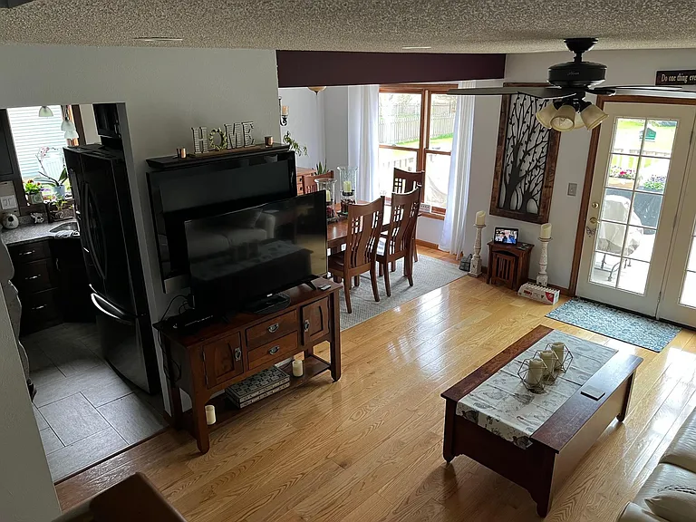 67 Plaza Ave #67 — Photo 9