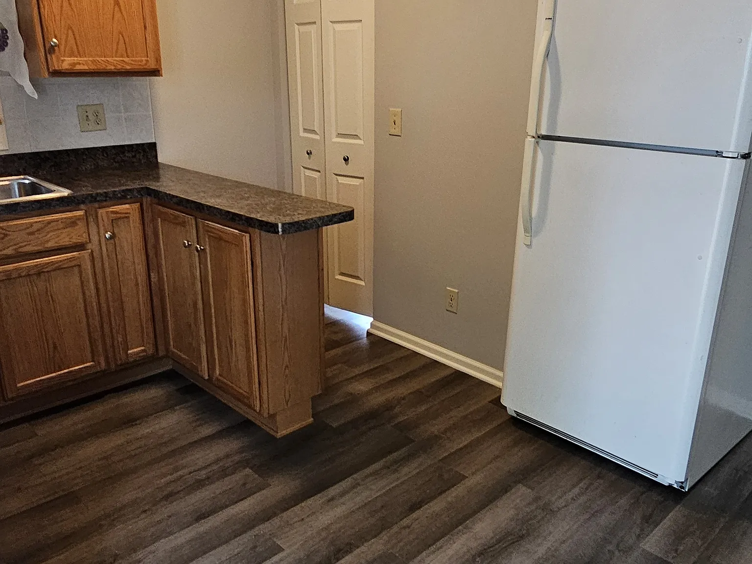 3 bed, 1.5 bath, 1500 sqft, $1,600 — Photo 4