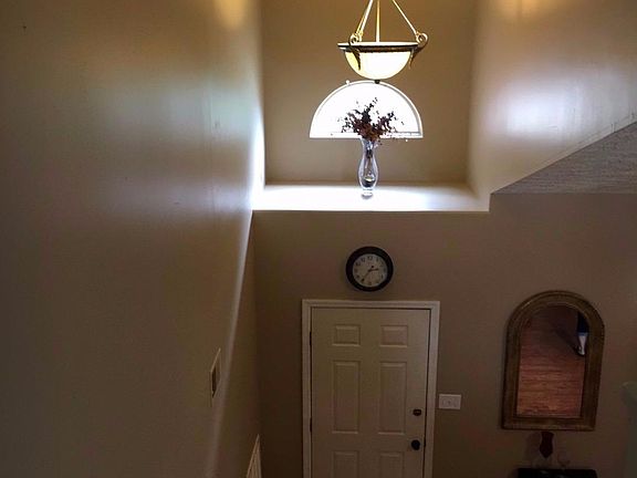 2nd image of 333 Cedar Mill Cir