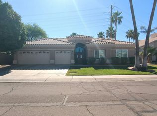 1319 N Crystal Shrs, Gilbert, AZ 85234