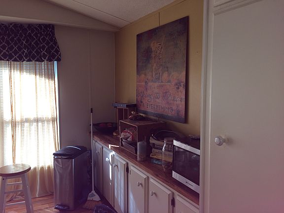 5th image of 10 Lake View Terrace