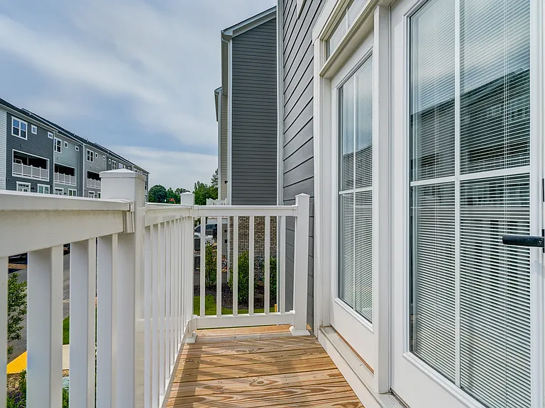 12129 Calgary Loop — Photo 37