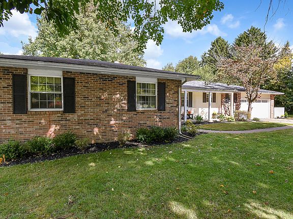 4th image of 9330 Chester Dr NW