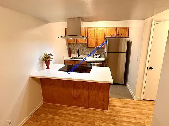 4th image of 4834 S Highland Cir APT 410