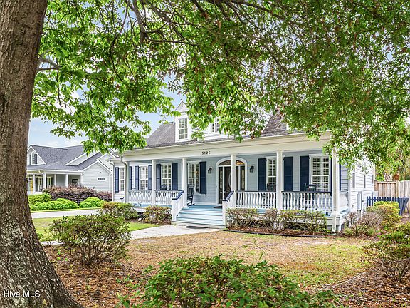 3rd image of 5126 Fernwood Drive