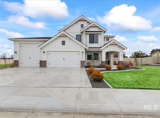 9345 W War Eagle Ct, Star, ID 83669