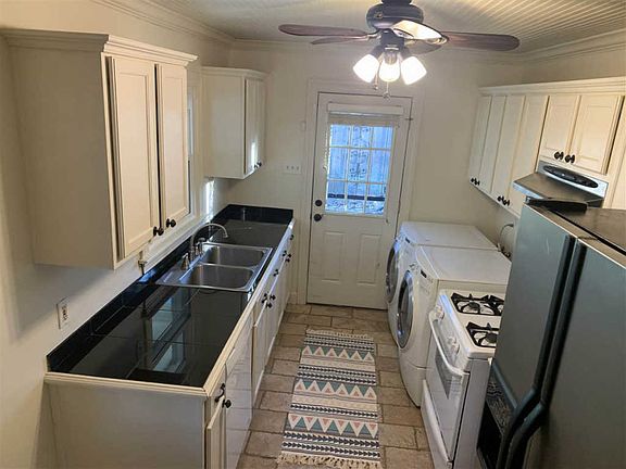 5th image of 5011 Verosa Ave
