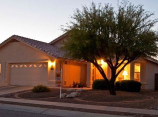 9559 E Magdalena Rd, Tucson, AZ 85748