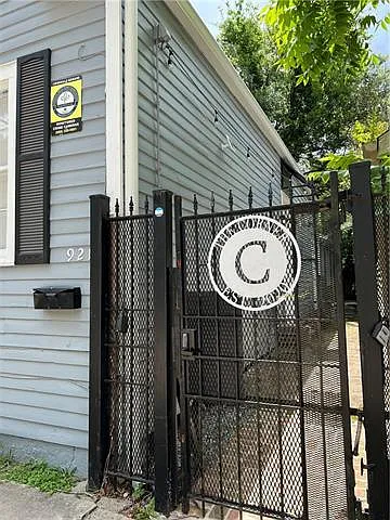 4 bed, 2.0 bath, 1450 sqft, $6,600 — Photo 3