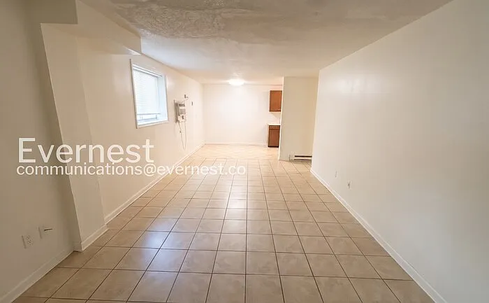 1851 Dana Ln — Photo 5