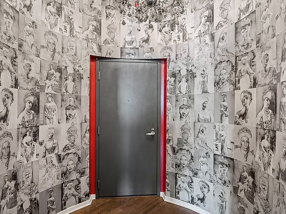 3rd image of 900 N Kingsbury St APT 846