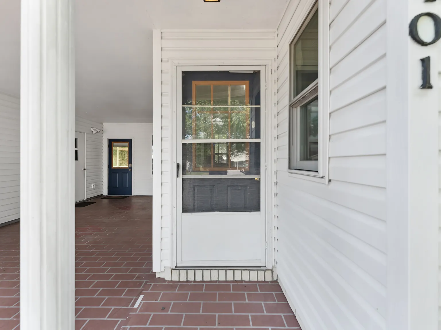 2 bed, 1552 sqft, $1,776 — Photo 3