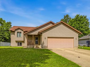 1690 Mineral Springs Pkwy, Owatonna, MN 55060