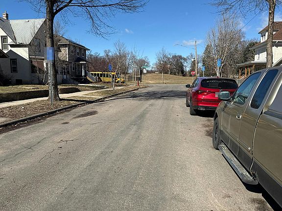 5th image of 1514 Logan Ave N