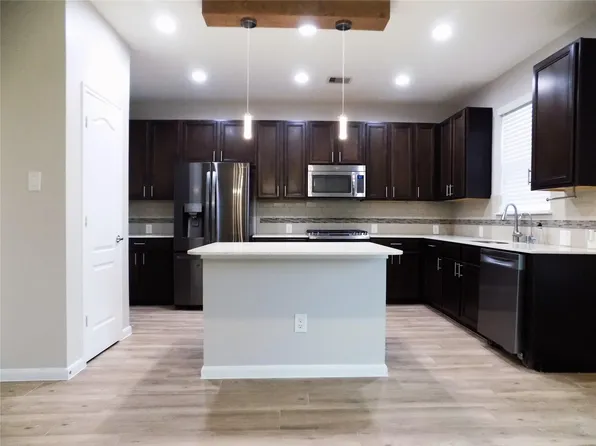 3702 Aubergine Springs Ln, Katy, TX 77449